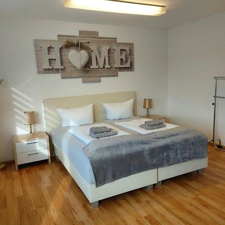 J&L Apartment Industrie Nord ไฟรบวร์กอิมไบรส์เกา ภายนอก รูปภาพ
