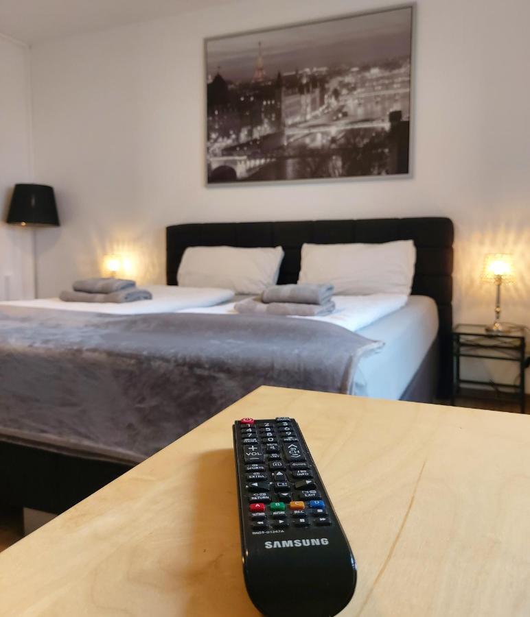 J&L Apartment Industrie Nord ไฟรบวร์กอิมไบรส์เกา ภายนอก รูปภาพ